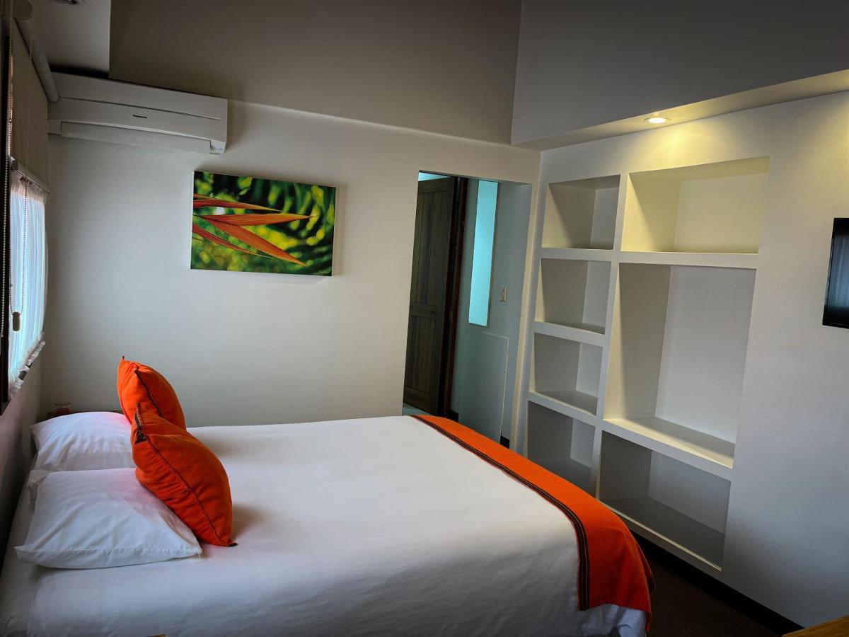 Legacy Boutique Hotel Quesada  Exteriör bild